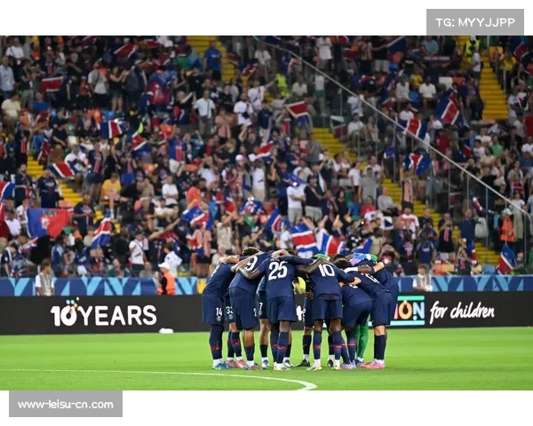 法甲焦点战尼斯与巴黎FC握手言和球迷骚乱一度导致比赛中断