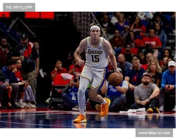 里夫斯对阵快船高效31分9篮板 末节18分成取胜关键因素